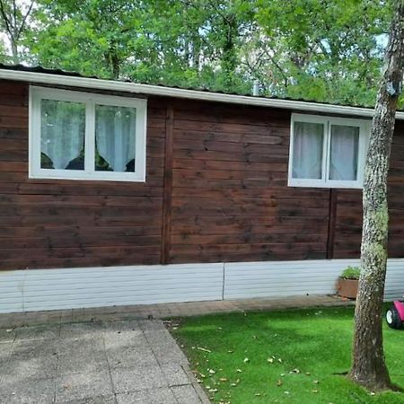 Mobil Home Tout Confort ลาเตสเตอ-เดอ-บูค ภายนอก รูปภาพ